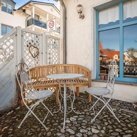 Ferienzimmer Auf Der Insel Ruegen Apartment